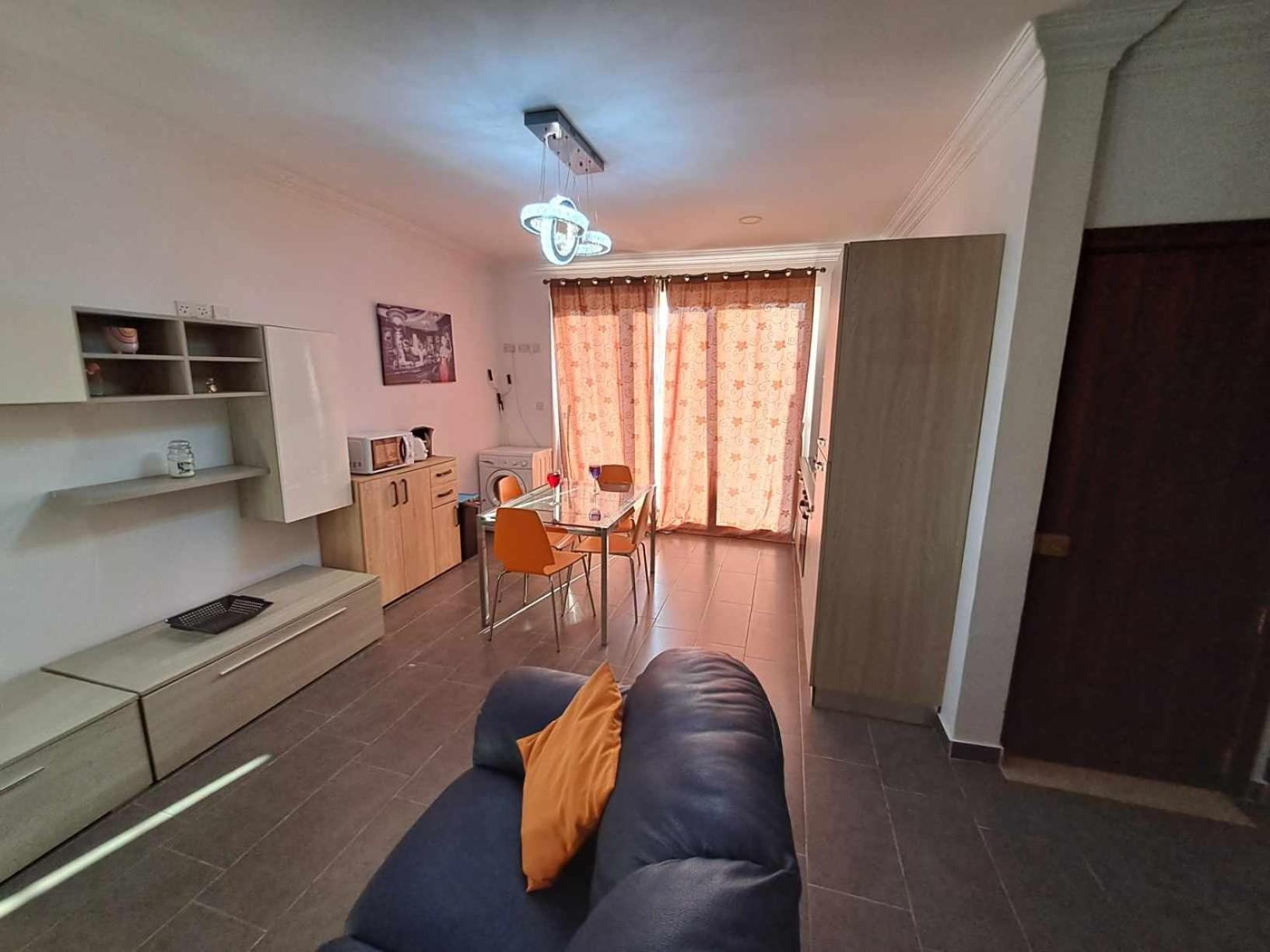 Apartamento St Julians Sliema Penthouse 3 Minutes Walk From Seafront Exterior foto